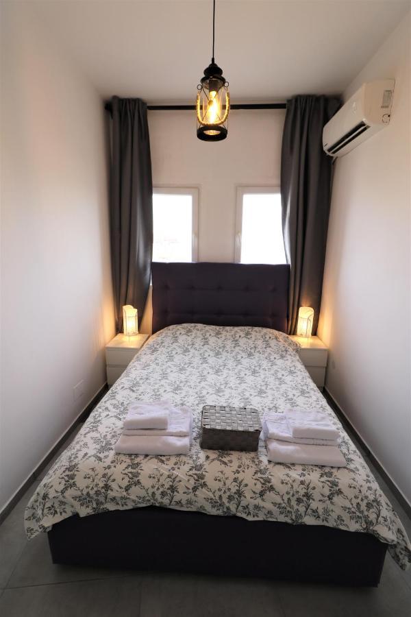 Serenity Heights Apartment: A Panoramic Haven Near Old Town - Free Minibar Βουκουρέστι Εξωτερικό φωτογραφία