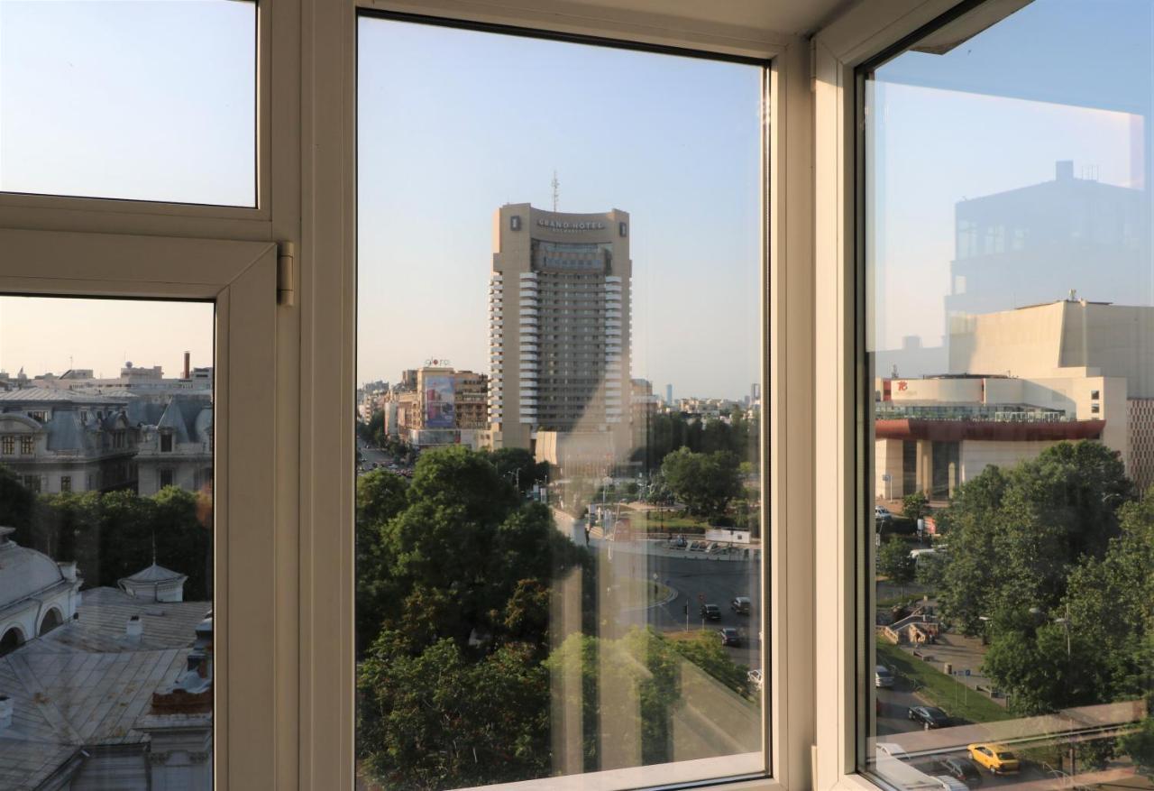 Serenity Heights Apartment: A Panoramic Haven Near Old Town - Free Minibar Βουκουρέστι Εξωτερικό φωτογραφία